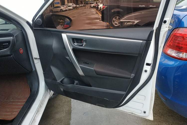 Used Toyota Corolla 2014 1.6L CVT GL
