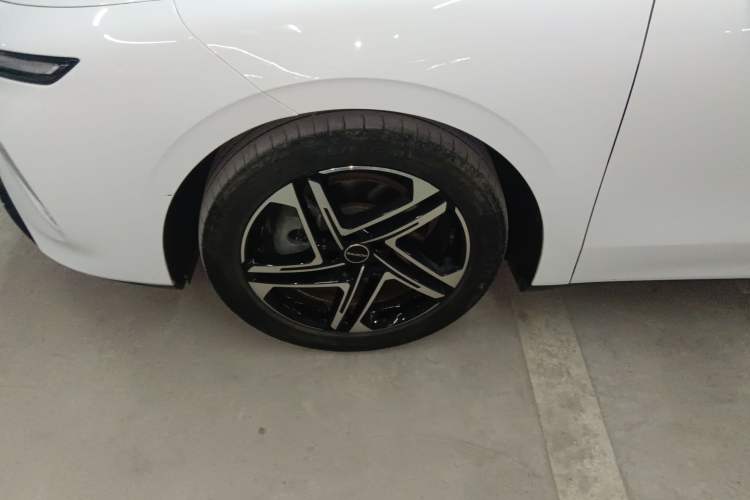 Used Roewe D7 2023 EV 510km Rear-Drive Flagship Edition