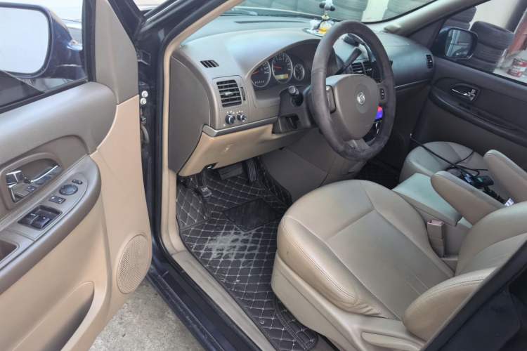 Used Buick GL8 2014 2.4L Classic Edition
