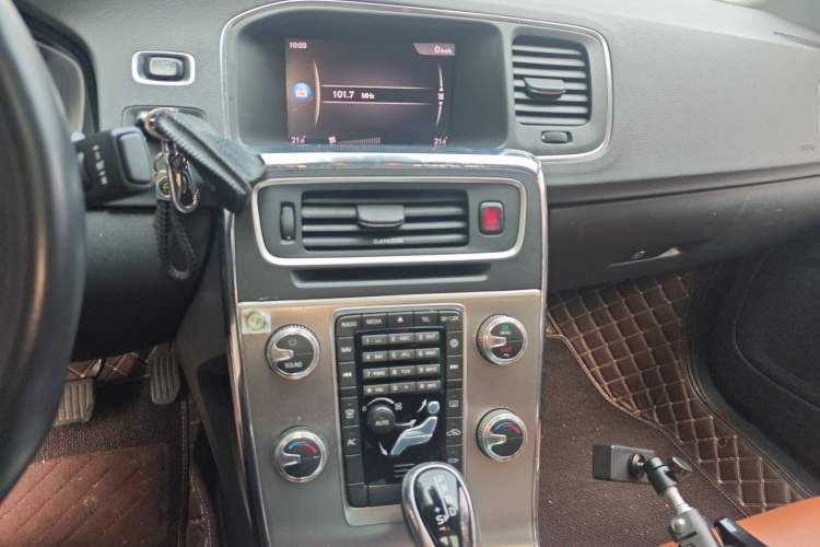 Used Volvo S60 2019 S60L Facelift T5 Intelligent Advanced Edition