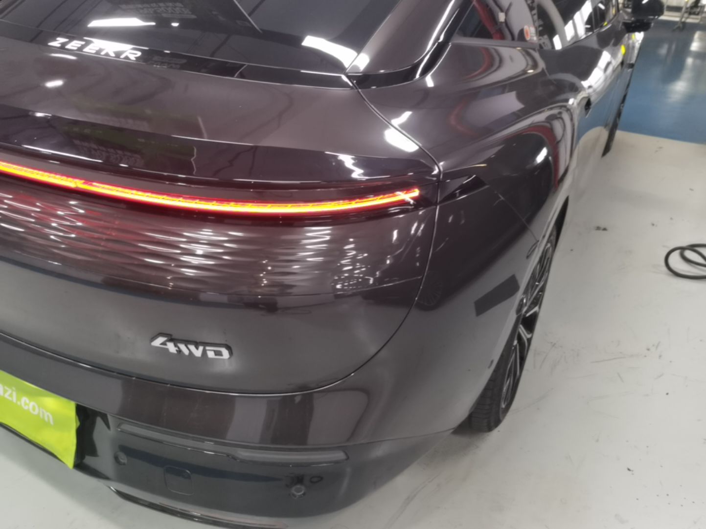 Zeekr 007 2025 Long-Range All-Wheel-Drive Intelligent Driving Version 100 kWh — снимка 9