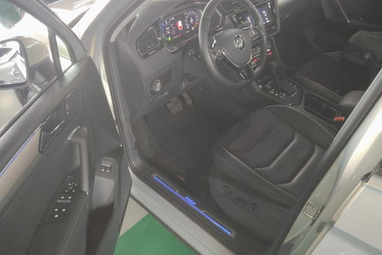 Used Volkswagen Tiguan L New Energy 2020 430 PHEV Plug-in Hybrid Flagship Edition
