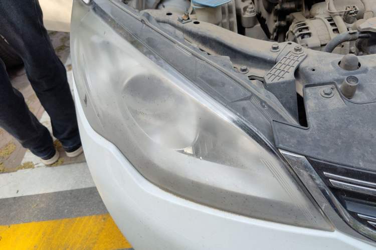 Used Roewe 360 2015 1.5L Manual Luxury Edition Right Front Headlight