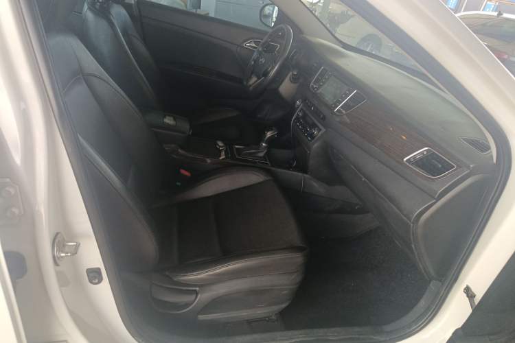 Used Hyundai Mistra 2016 1.8L Automatic Deluxe DLX Model
