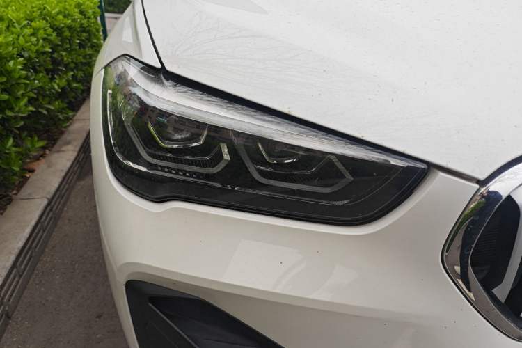 Used BMW X1 2020 sDrive20Li Fashion Model Right Front Headlight