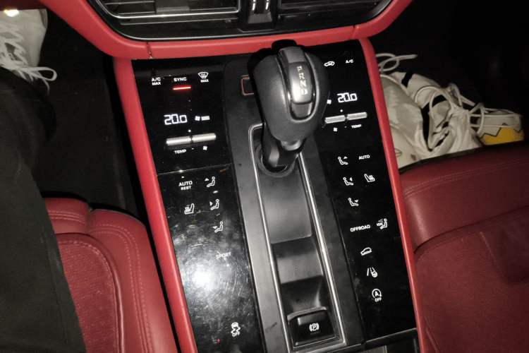 Used Porsche Macan 2022 Macan 2.0T
