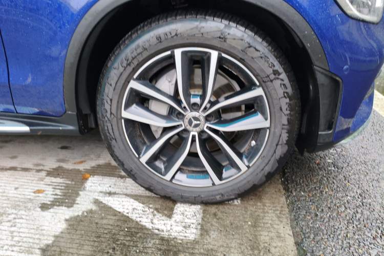 Used Mercedes-Benz GLC 2020 Facelift GLC 300 L 4MATIC Dynamic Edition
