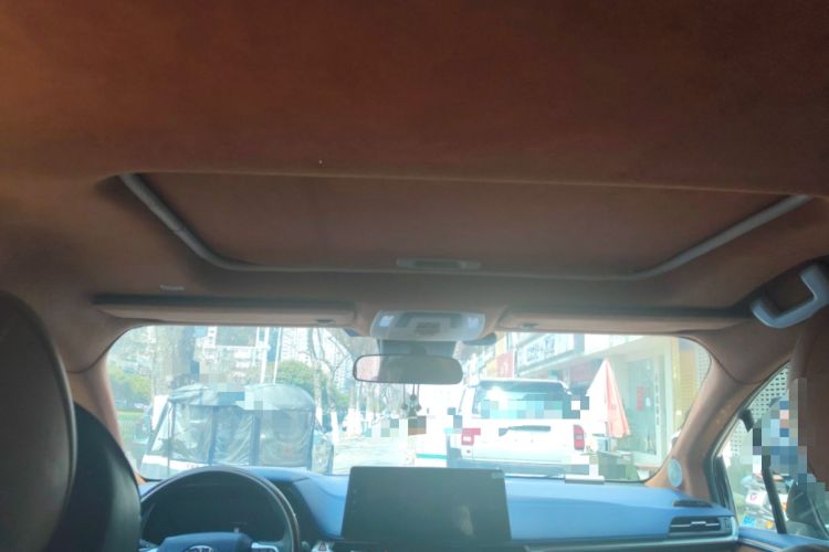 Used Toyota Sienna 2023 2.5L Hybrid Comfort Edition
