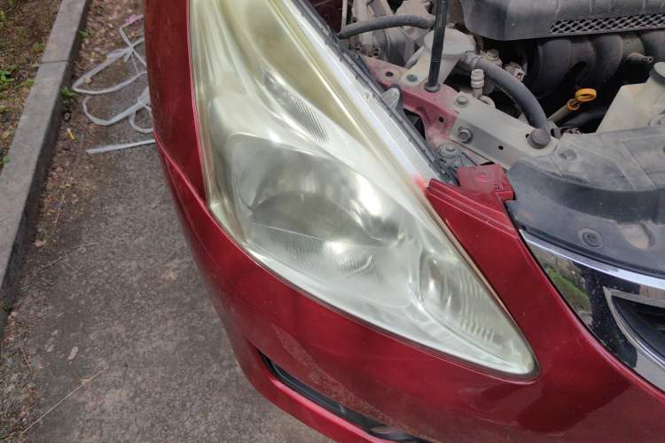 Used Nissan Tiida 2011 1.6L CVT Smart Version
