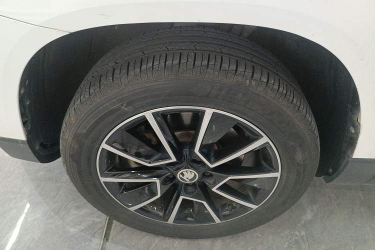 Used Skoda Karoq 2020 TSI280 Smart Drive Technology Edition China VI Exterior 4