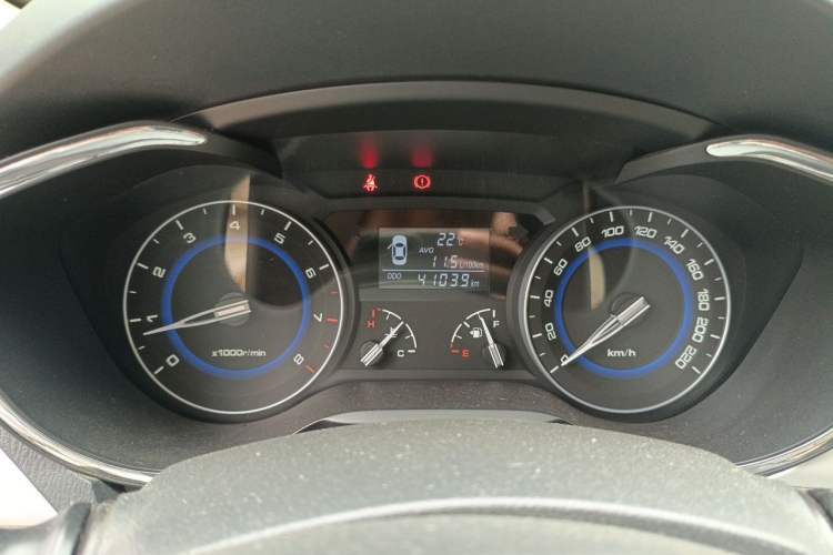 Used CHANGAN Alsvin V7 2015 1.6L Manual Enjoyment Model China IV Standard