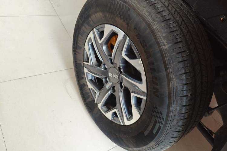 Used BAIC Off-Road BJ40 2024 2.0T All-New Urban Hunter Edition Chivalrous Style