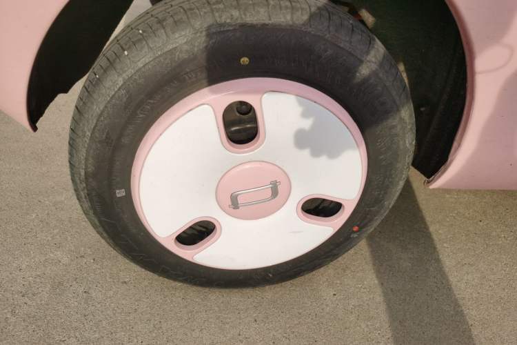 Used Bestune Pony 2024 170km Range Energizing Horse Right Rear Wheel Hub