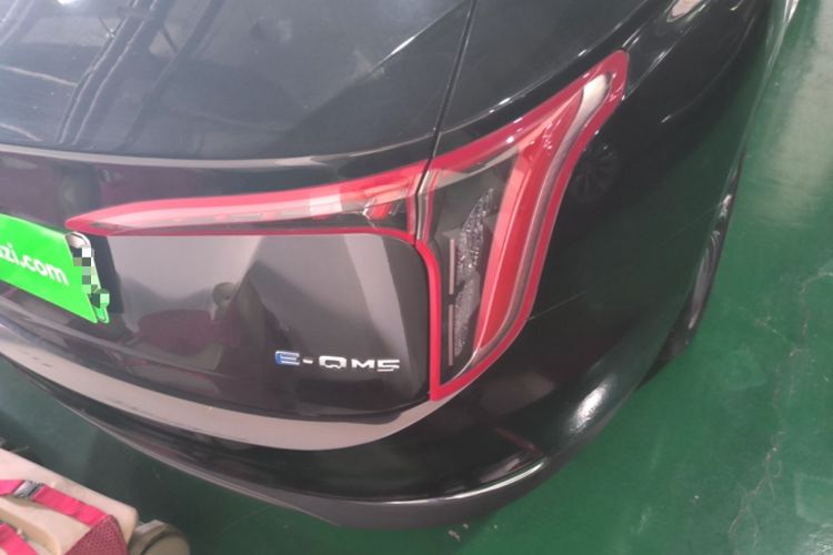 Used Hongqi E-QM5 2022 431 km Charge & Enjoy Edition