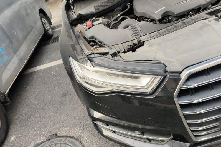 Used Audi A6L 2018 30th Anniversary Edition 35 TFSI Fashion Model
