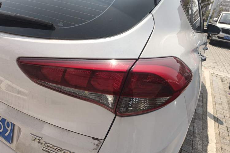 Used Hyundai Tucson 2015 1.6T Dual-Clutch Two-Wheel-Drive Smart Model
