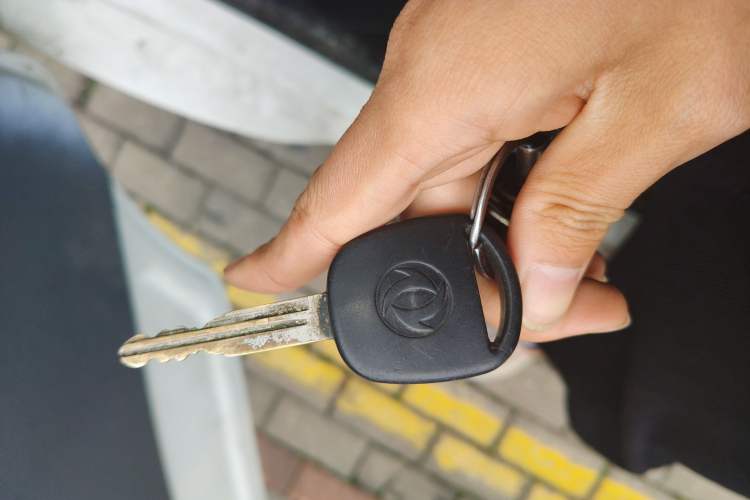 Used Dongfeng Xiaokang K07 2013 1.2L Standard Edition DK12-01