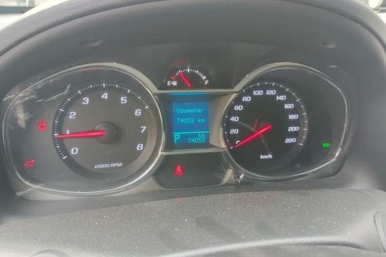 Used Chevrolet Captiva 2017 2.4L Two-Wheel Drive Urban Version 7 Seats
