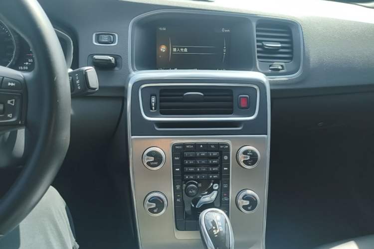 Used Volvo S60 2016 S60L T4 Zhiyuan Edition