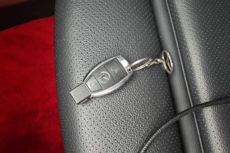 Used Mercedes-Benz GLC 2017 GLC 200 4MATIC Vehicle Key