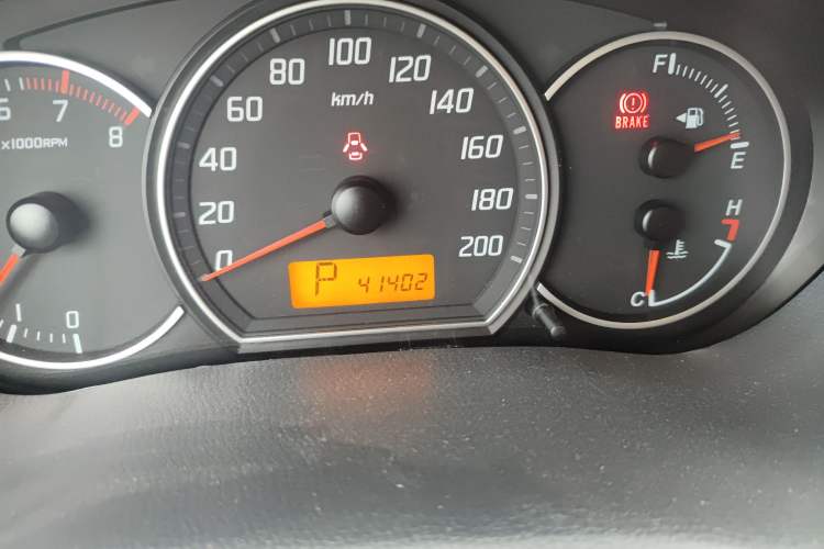 Used Suzuki Swift 2016 1.5L Automatic Fashionable Coolplay Edition
