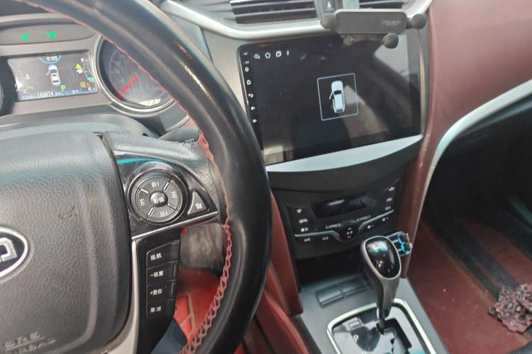 Used BYD G5 2014 1.5TID Automatic Flagship Model