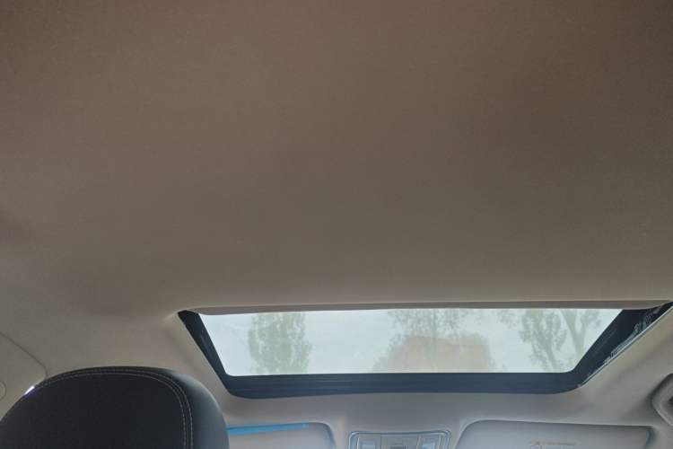 Used Geely Auto Vision X6 2016 1.8L Manual Luxury Model