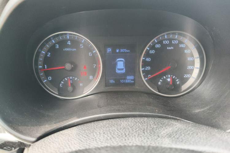 Used Kia kx1 Stonic 2021 1.4L CVT Fun & Sunroof Model
