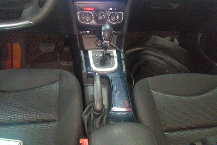 Used Citroen C4L 2014 1.8L Intelligent Drive Automatic Enjoyment Model Gear Lever