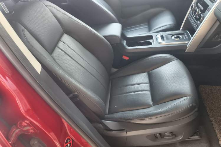 Used Land Rover Discovery Sport 2016 2.0T SE
