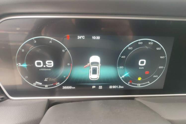 Used Hongqi HS5 2019 2.0T Smart Connect Flagship All-Wheel-Drive Version Instrument Cluster