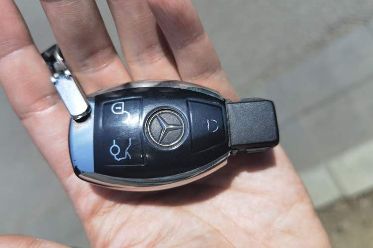 Used Mercedes-Benz S-Class 2012 S 300 L Business-Class Grand Edition Vehicle Key