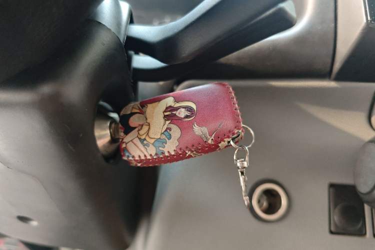 Used JMC Transit 2019 2.8T Commercial Version Short Wheelbase Mid-Roof 6-Seater China VI JX493 Vehicle Key