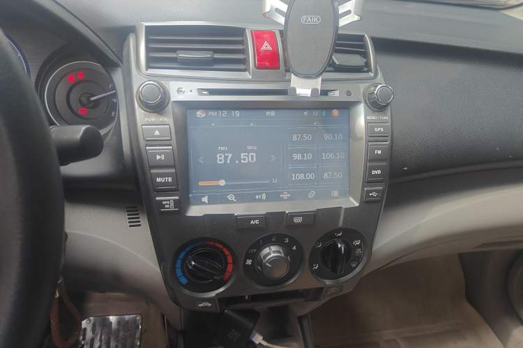 Used Honda City Classic 2012 1.5L manual Comfort version