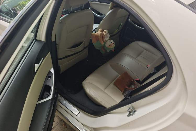 Used Roewe e550 2016 Deluxe Edition
