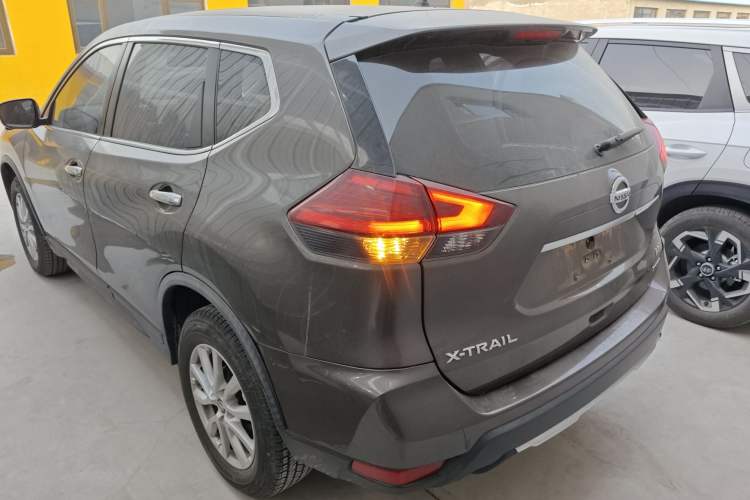 Used Nissan X-Trail 2019 2.0L CVT Smart Connect Comfort Edition 2WD
