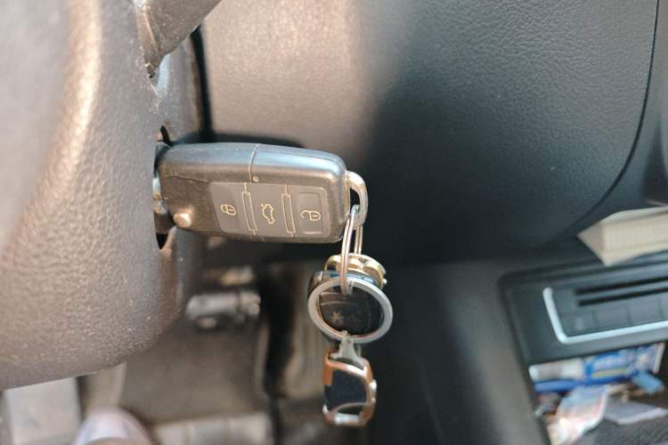 Used Volkswagen Tiguan 2013 1.8 TSI Automatic Two-Wheel Drive Comfort Edition Vehicle Key