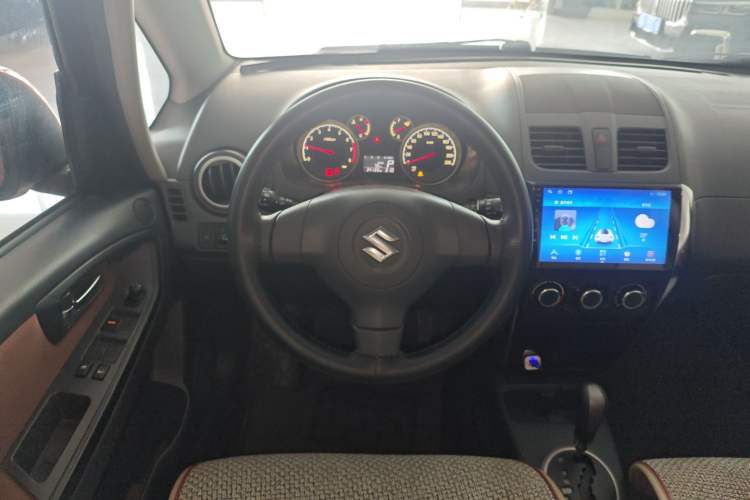 Used Suzuki SX4 2013 1.6L Automatic CoolRide Model Steering Wheel