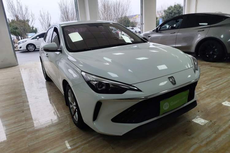 Used Roewe i5 2023 1.5L Manual Comfort Edition