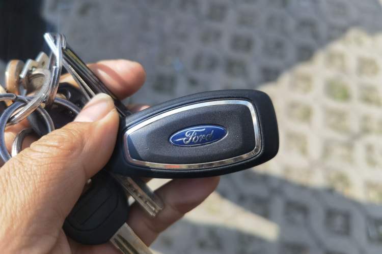 Used Ford Kuga 2013 2.0L GTDi Four-Wheel-Drive Sport Model
