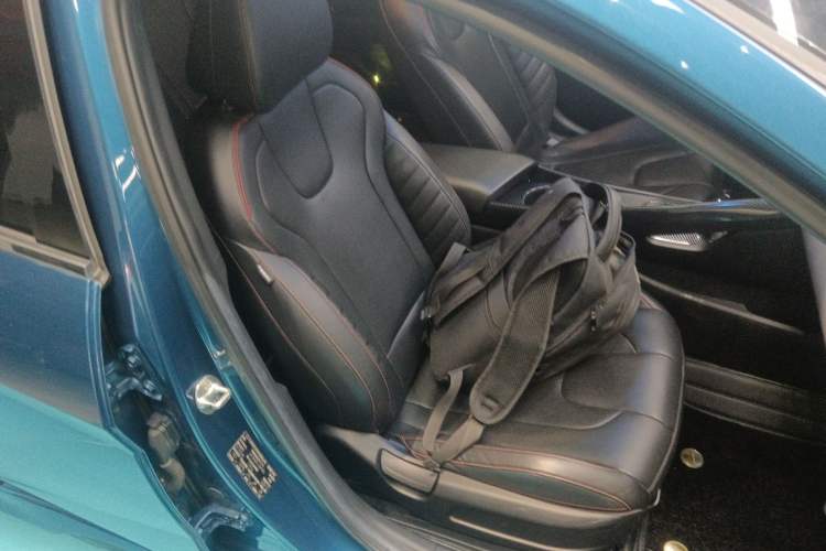 Used Hyundai Elantra 2021 240TGDi DCT LUX Prestige Edition
