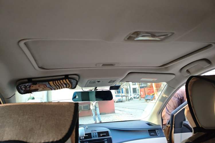 Used Nissan Tiida 2011 1.6L Manual Smart Version Headliner