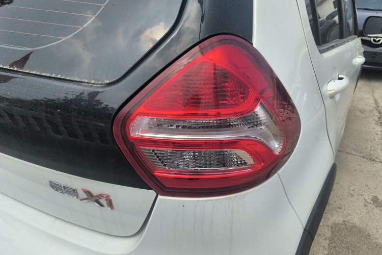 Used Geely Auto Vision X1 2017 1.3L Automatic Fun Edition Right Rear Taillight