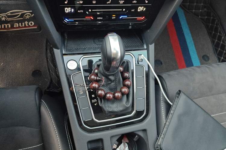 Used Volkswagen Magotan 2020 330TSI DSG Leading Model Gear Lever