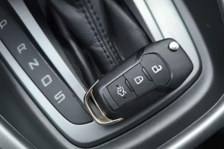 Used Ford Escort 2017 Happiness Edition 1.5L Automatic Fashion Version
