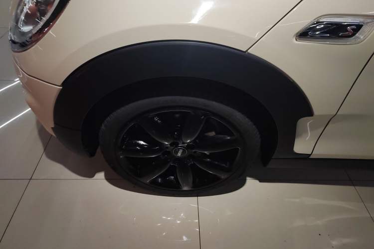 Used MINI Clubman 2016 Revised 2.0T COOPER S