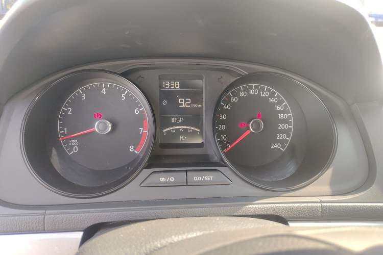 Used Volkswagen Lavida 2015 1.6L Manual Fashion Edition Instrument Cluster