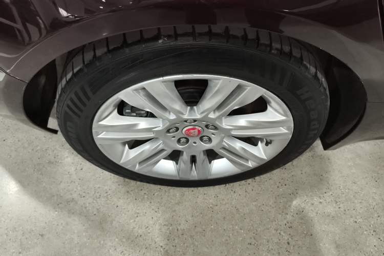 Used Jaguar XFL 2018 XFL 2.0T 250 PS Luxury Edition
