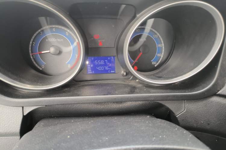 Used CHANGAN KAICHENG Ruixing M70 2019 1.5L Comfort Version 6-Seater China VI Standard Flat Roof Liftback Doors – DAM15KL