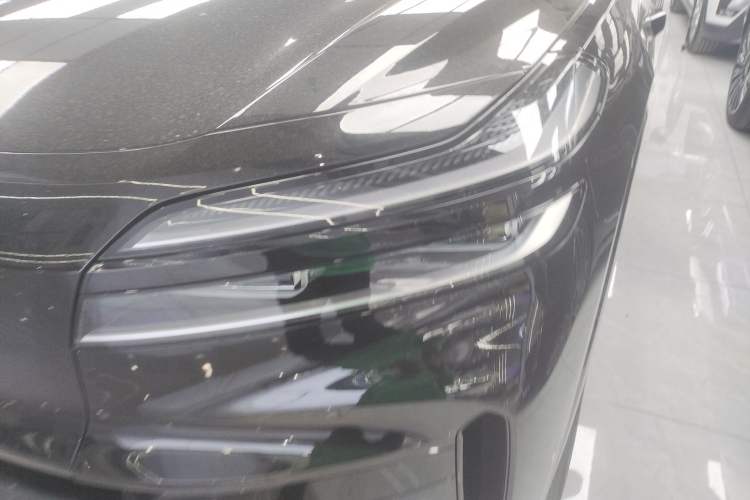 Used ONVO Luxeed L90 2025 Model—Max Six-Seater Version